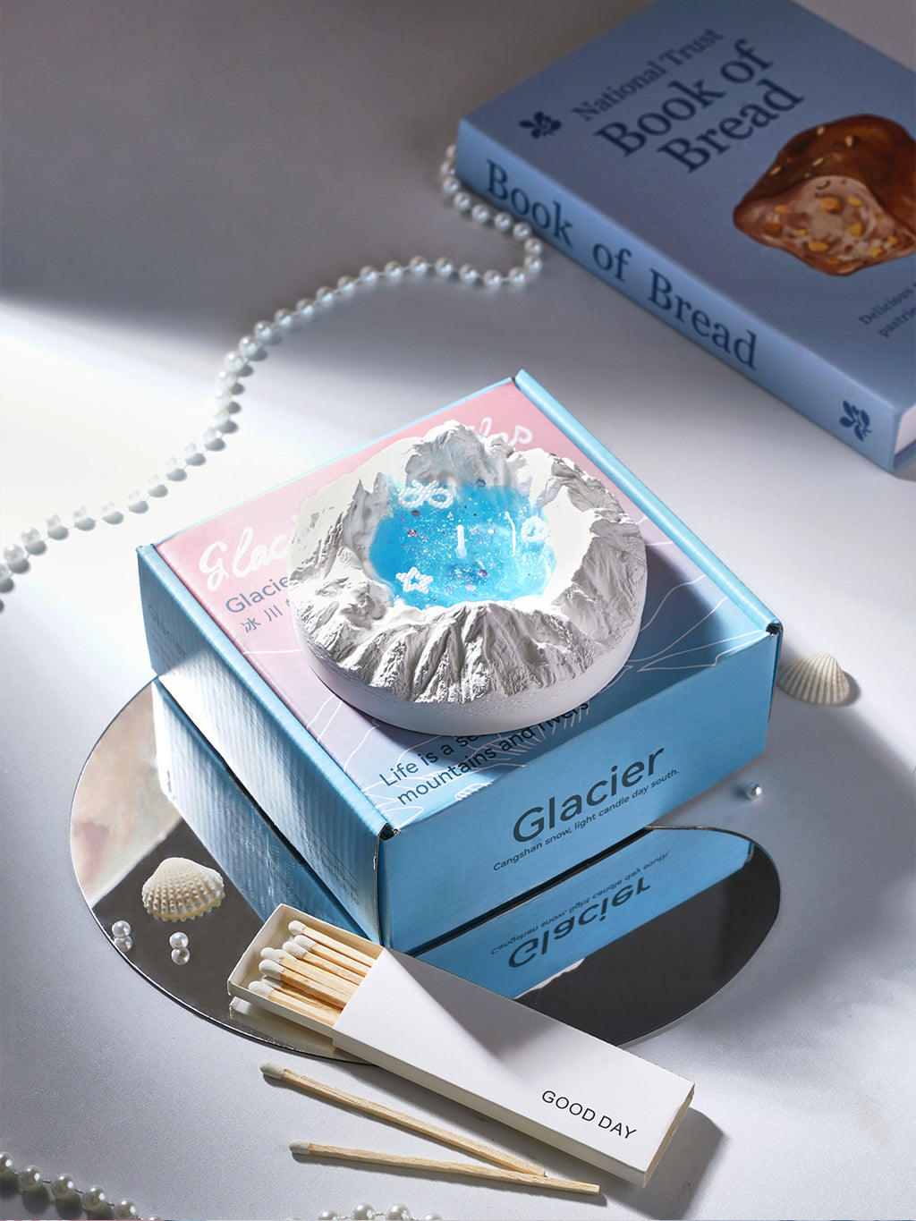 Lucky Koi in the Sacred Lake | Scented Candle Gift Box